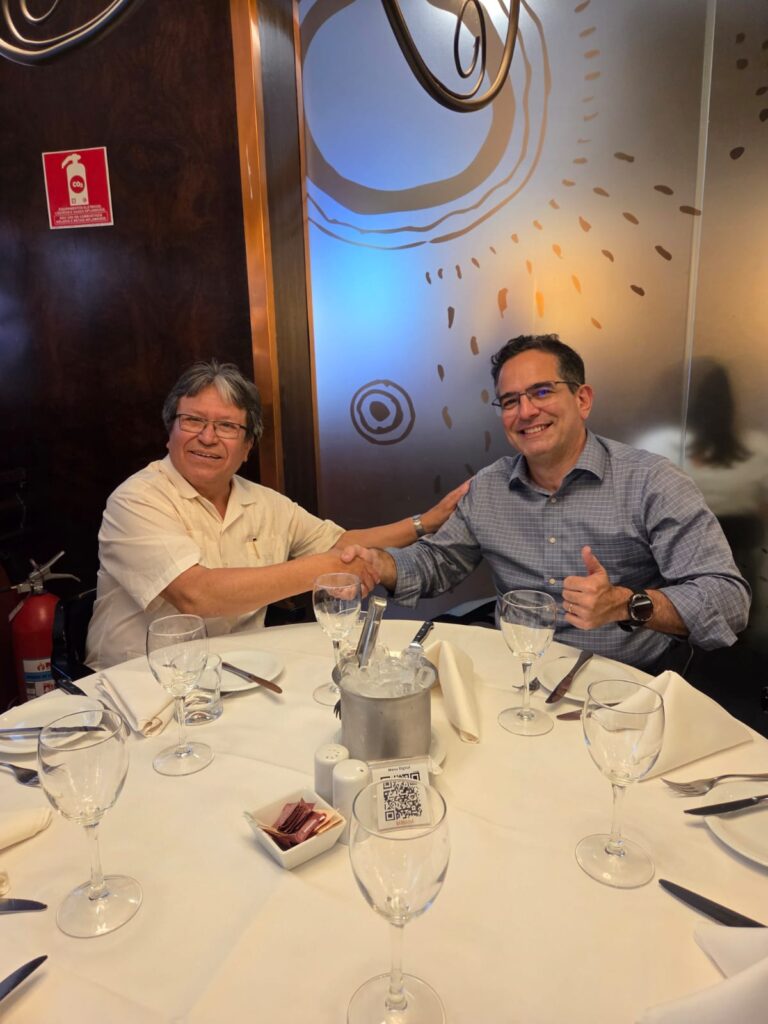 Presidente da Câmara de Comércio El Salvador–Brasil, Vidal Sorto Rubio, participa de encontro com o Secretário da Administração da Bahia, Rodrigo Pimentel de Souza Lima