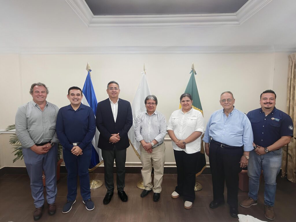 Câmara de Comércio El Salvador–Brasil Promove Almoço de Confraternização com Autoridades e Empresários